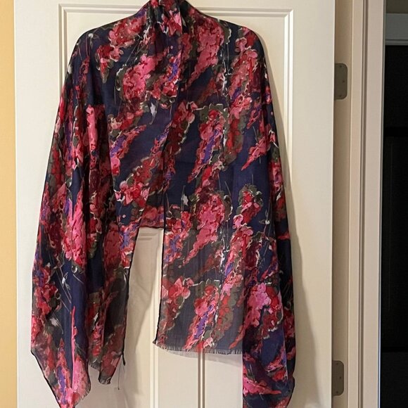 Talbots Accessories - NWT Talbots Navy Floral Print Silk/Wool/Cashmere Blend Scarf